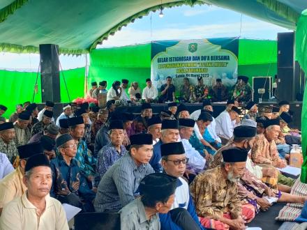 Istighosah dan Do'a Bersama di Pemakaman Umum 